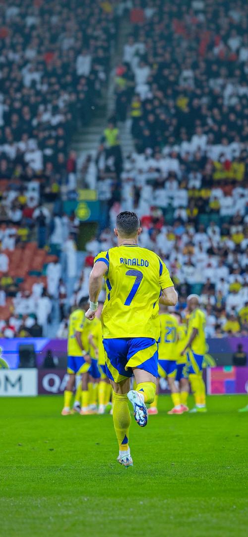 大手笔！美媒：湖人、勇士、独行侠进行三方交易，组三巨头阵容争冠