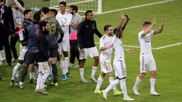 森林狼险胜骑士 詹姆斯里程碑