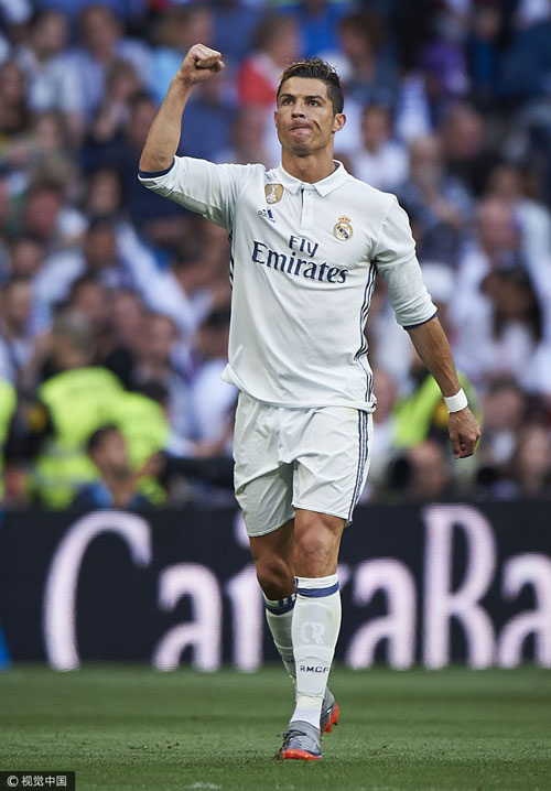 中超联赛“京鲁大战”再现大比分